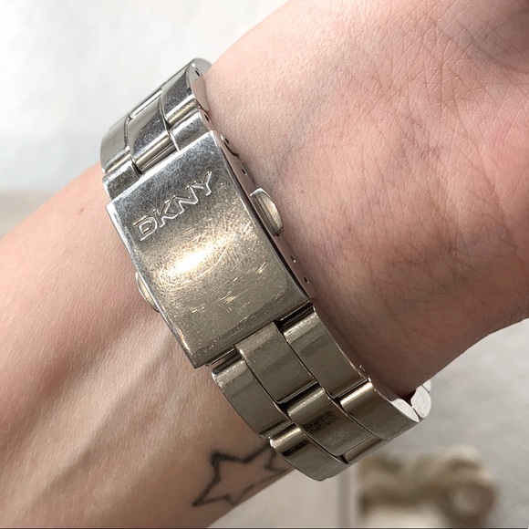 DKNY Watch - Picture 3 of 3